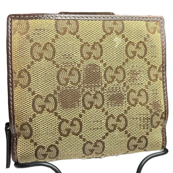 Gucci Vintage Abbey Monogram GG Canvas and Leather Gold Buckle BiFold Wallet - Picture 2 of 15